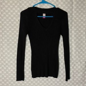 Black top size medium